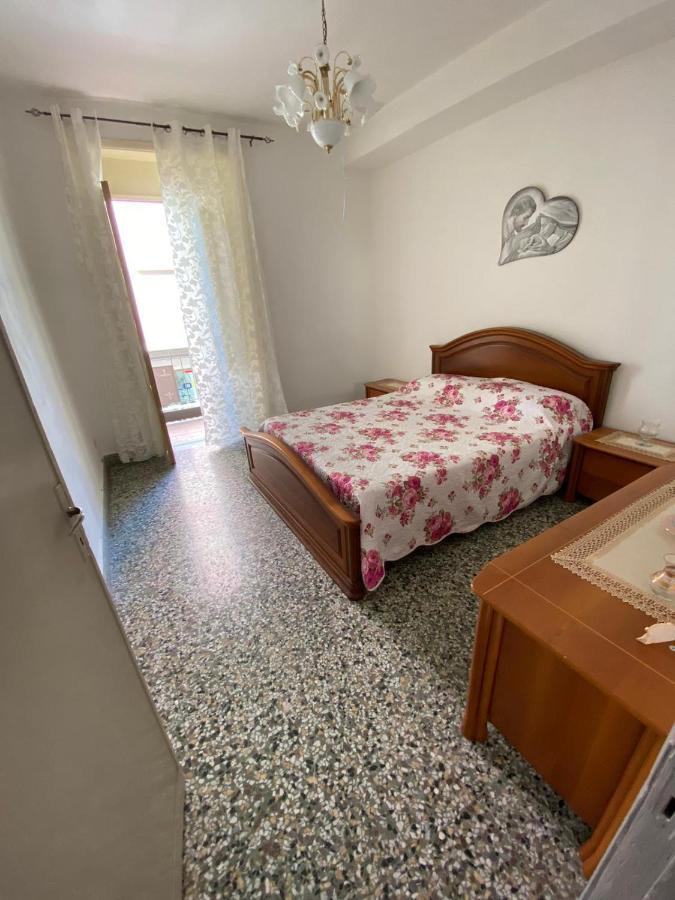 Casa Vacanza Santa Teresa Di Riva Dış mekan fotoğraf